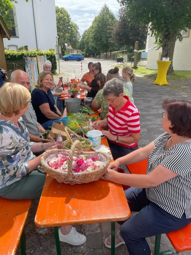 Eindrücke von unserem Tag der Dritten Orte bei wunderbarem Wetter 🌸🌼👒

#dritteortenrw #dritteortetag